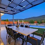 Villa Saribelen 3 Bedroom Secluded With Private Pool Hot Tub