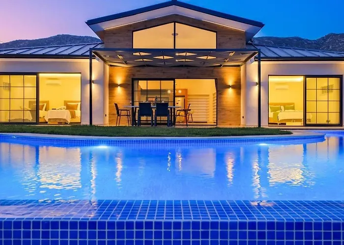 Saribelen 3 Bedroom Secluded With Private Pool Hot Tub Villa