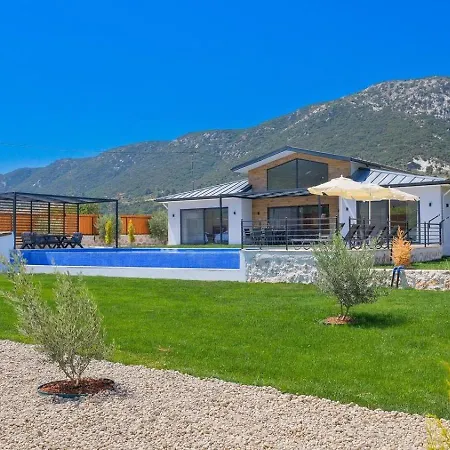 Saribelen 3 Bedroom Secluded With Private Pool Hot Tub Kalkan