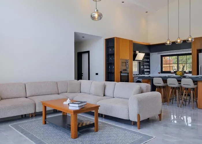 Vila Saribelen 3 Bedroom Secluded With Private Pool Hot Tub